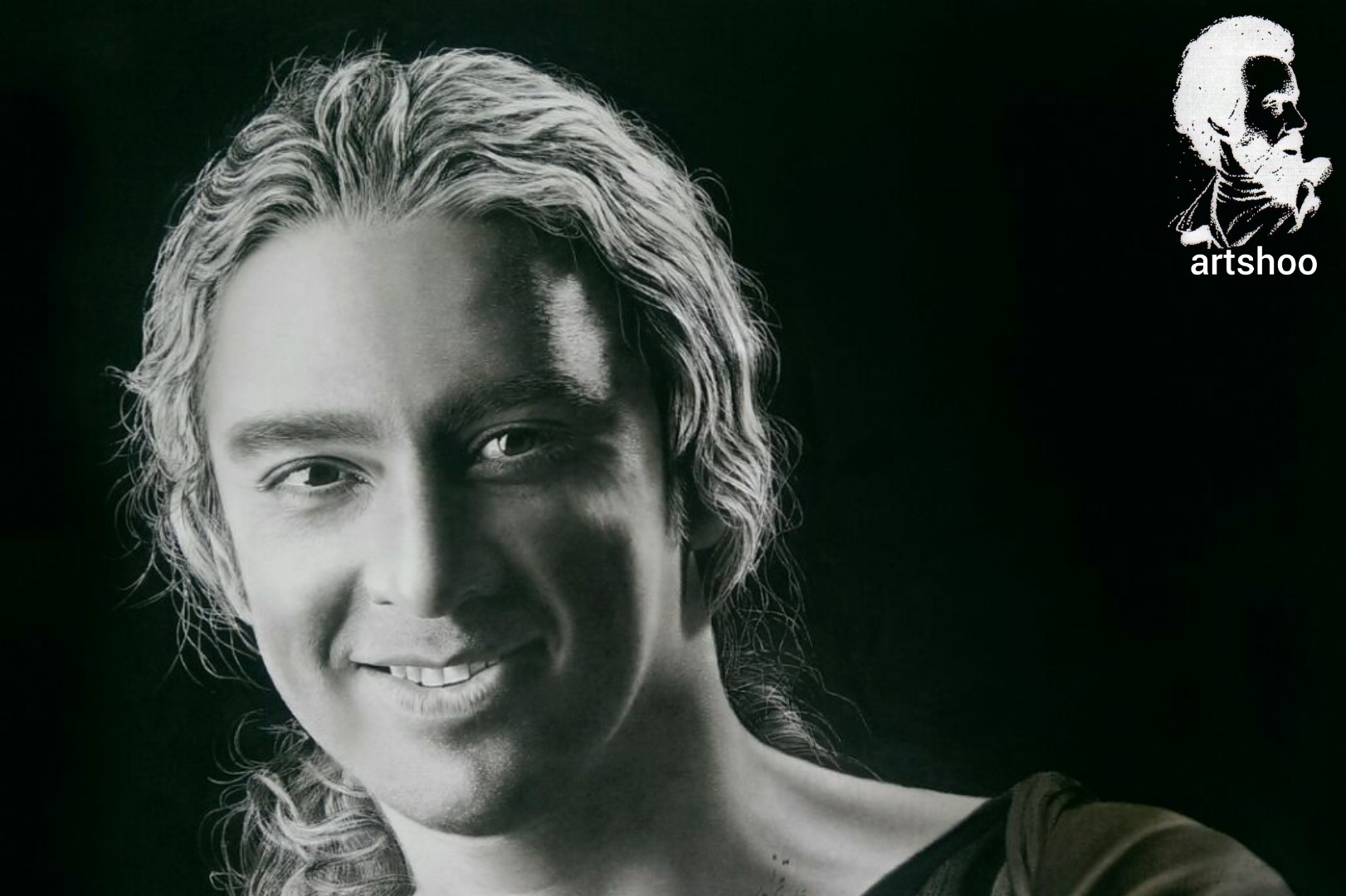 مدل پرتره سیاه قلم